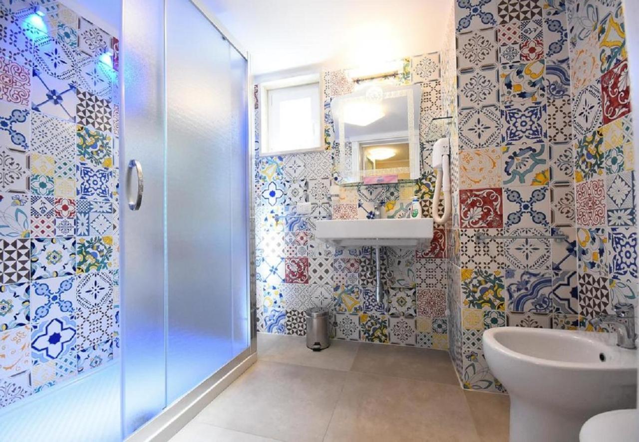 B&B Laura - Luxury Rooms Gallipoli Exterior foto